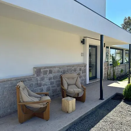 Hotel Cunda Behu Premium